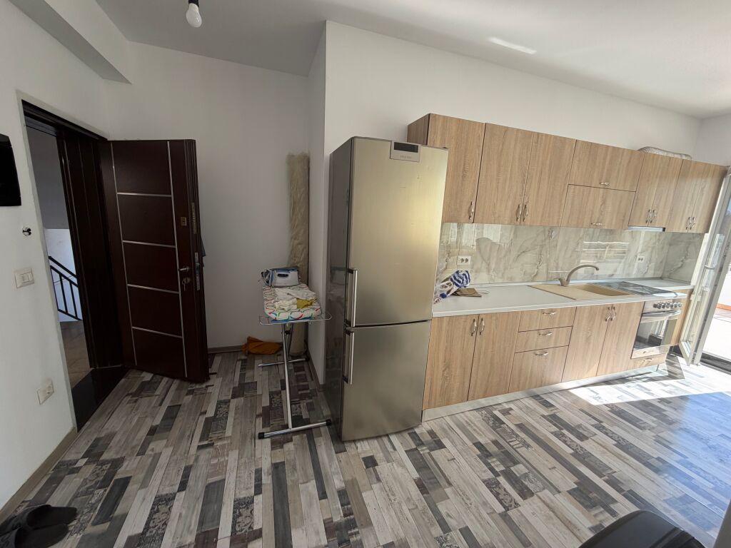 1+1,kat 6 pa ashensore,vasil shanto 700 euro