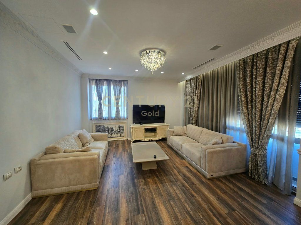 Unique Penthouse + 2 Parking Spaces for Sale at Selvia, Dibra Street!