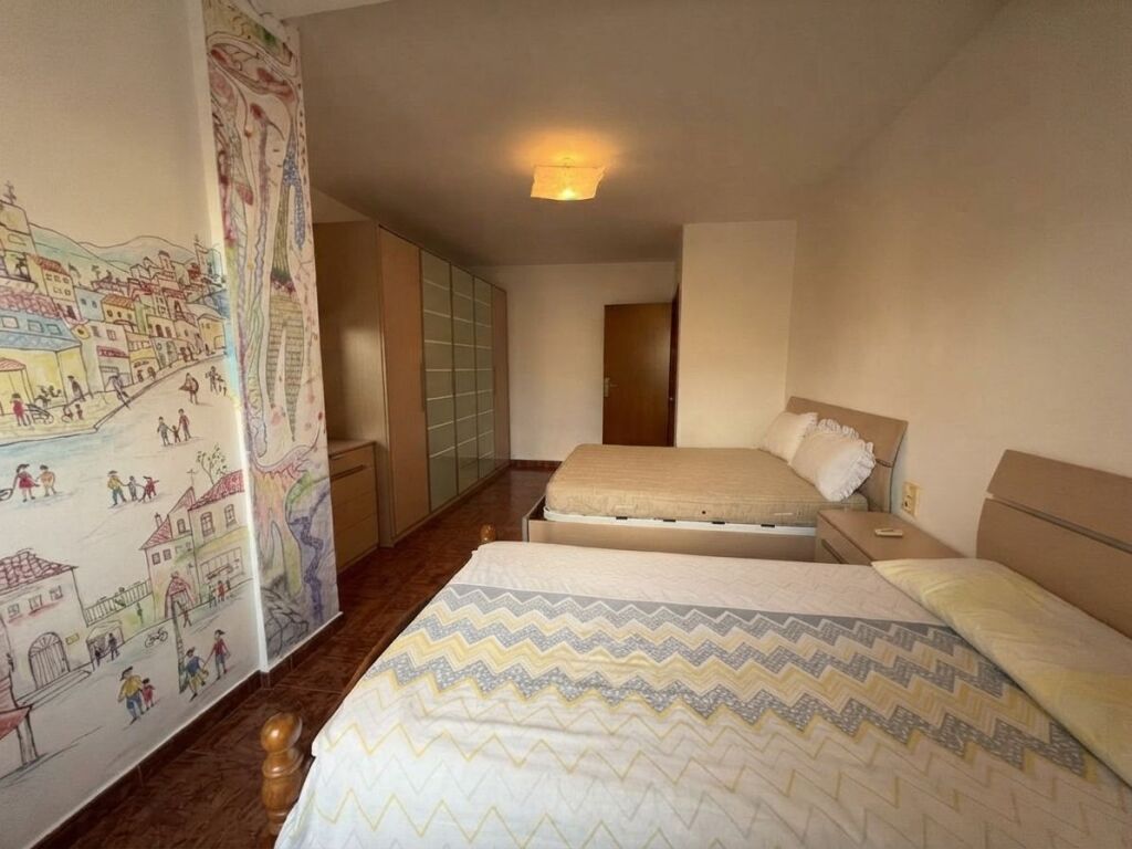 Shitet, Apartament 2+1, Zogu Zi