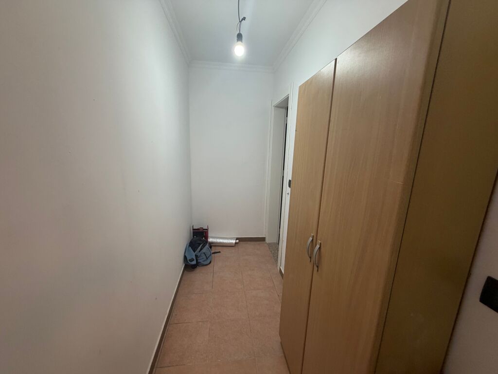 1+1,kat 3 pa ashensore,vasil shanto,650 euro