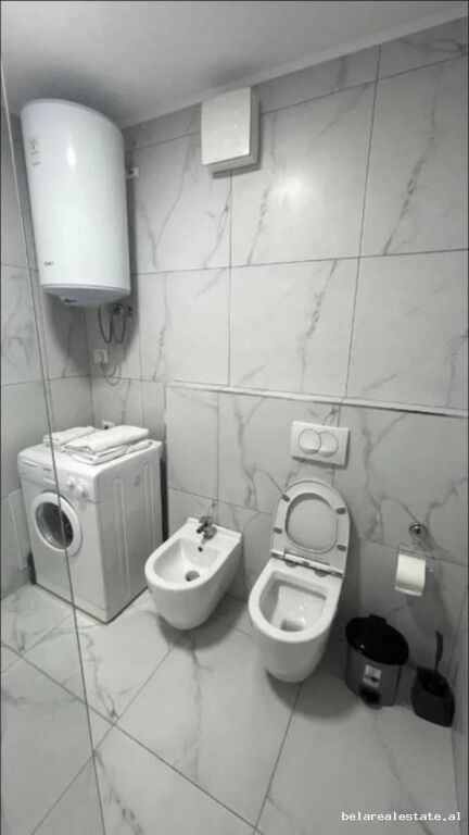 Garsoniere Me Qera Ne Bllok (ID BG193) Tirane