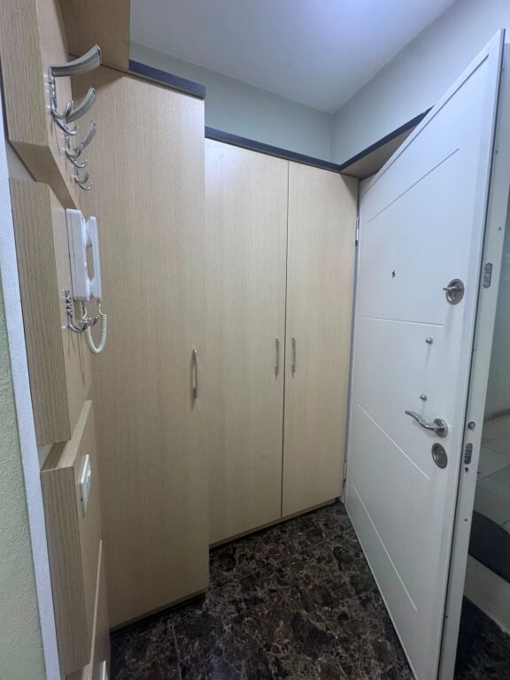 Appartamento 1+1, Petro Nini!