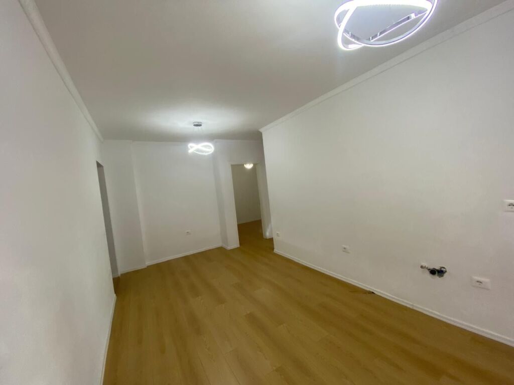 Apartament 2+1 per shitje Fresk !