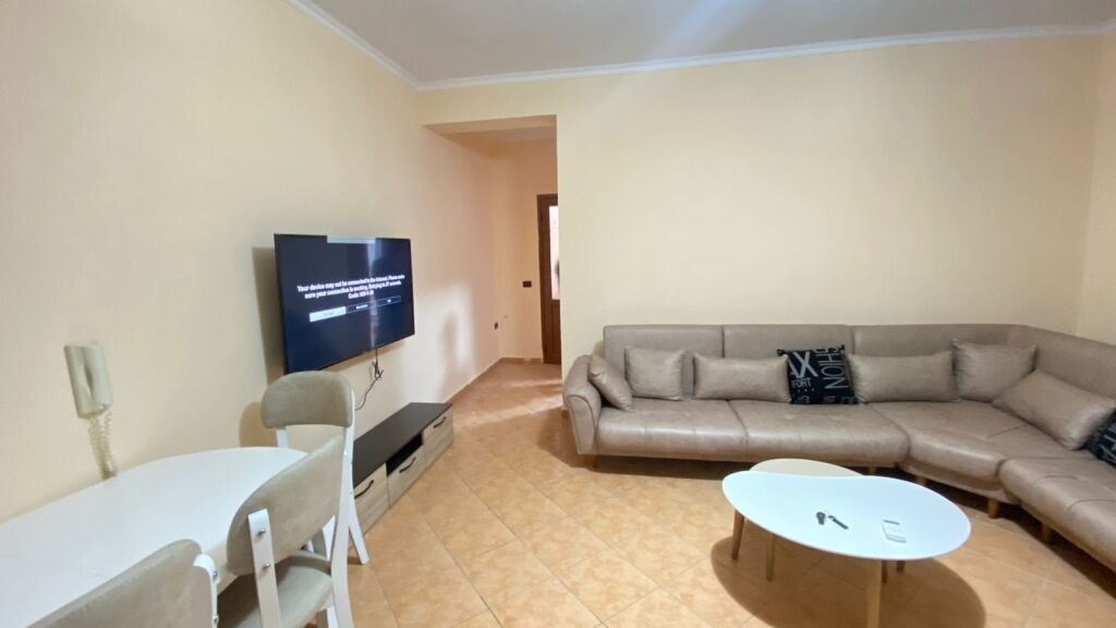 Apartament 1+1 me qira ne Lungomare, Vlore