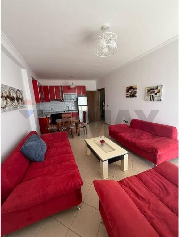 Appartamento 1+1 in affitto in Rruga e Kavajës, Tirana