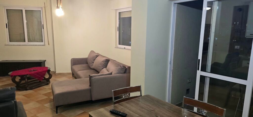 Apartament 2+1 me qira prane Ures se Selites!