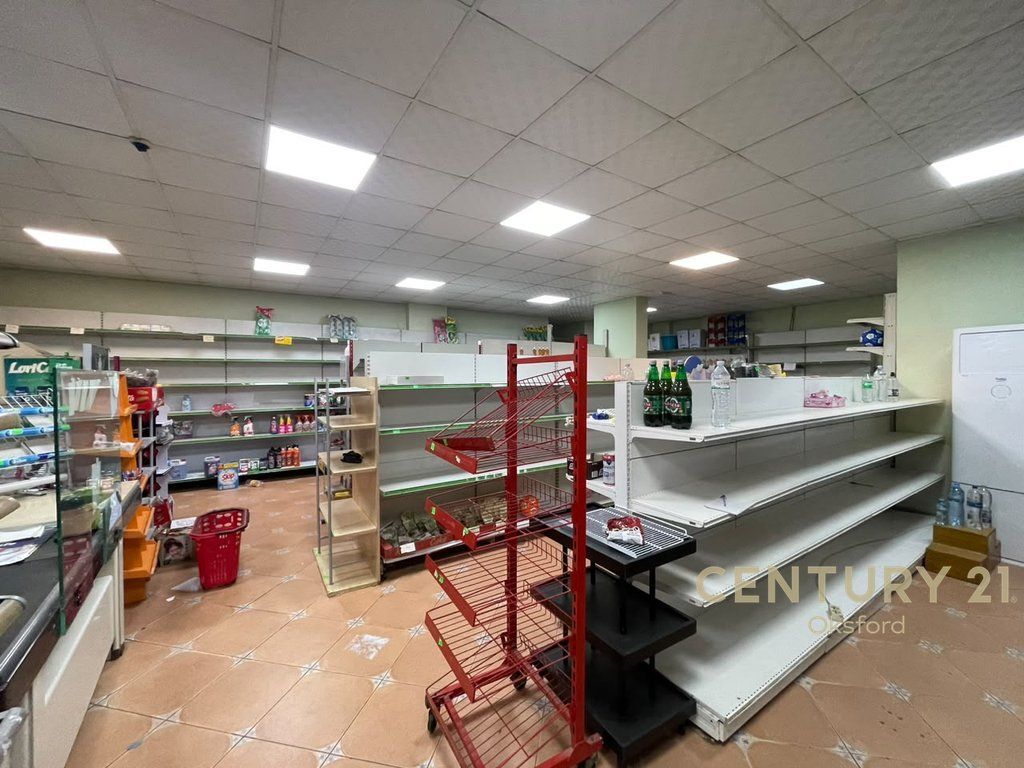 COMMERCIAL SPACE 95m2 FOR RENT IN YZBERISHT