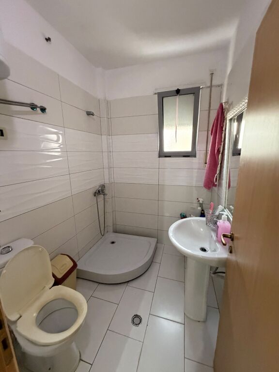 In affitto Appartamento 2+2 bagni +3 balconi