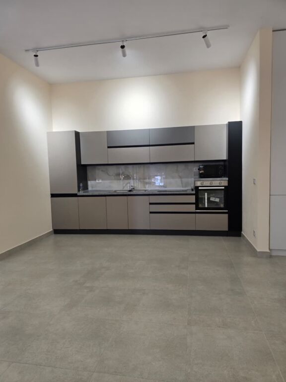 APARTMENT 2+1+2 + PARKING SPACE FOR RENT – DELIJORGJI COMPLEX