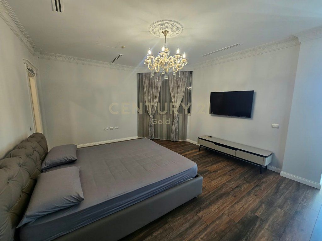 Unique Penthouse + 2 Parking Spaces for Sale at Selvia, Dibra Street!