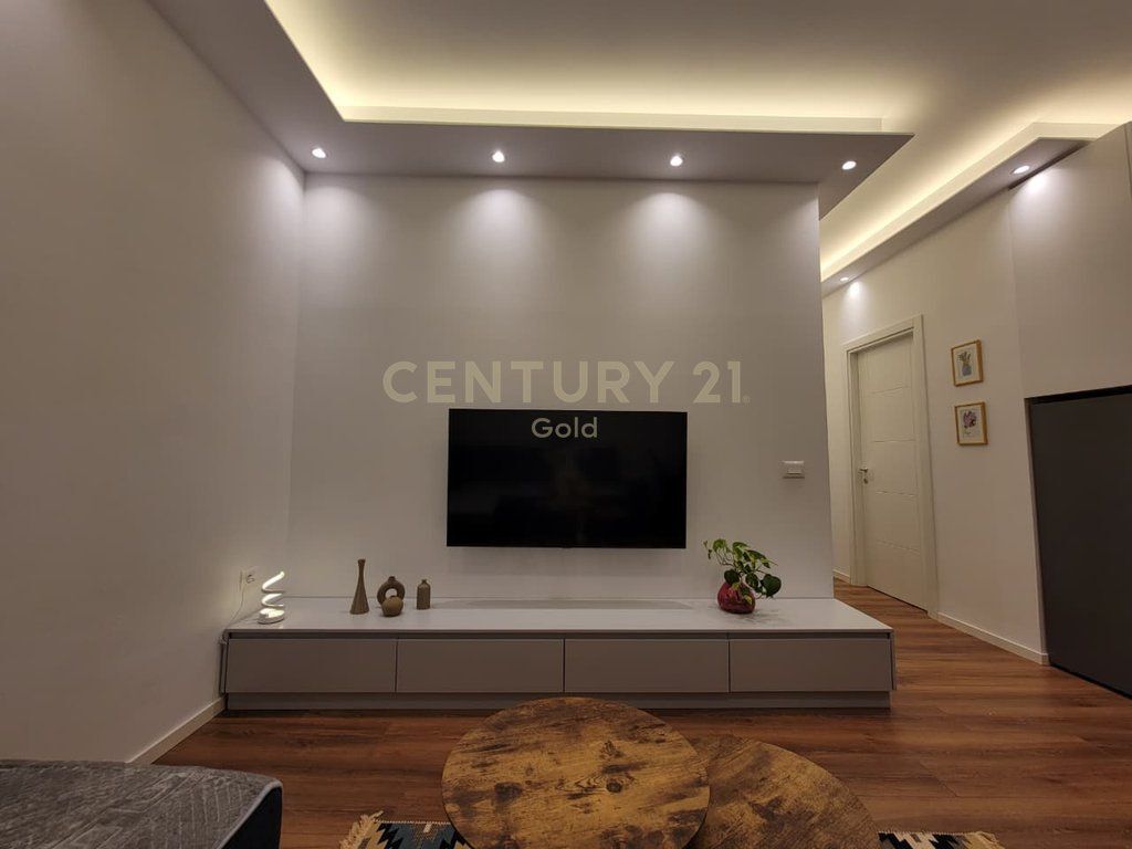 APPARTAMENTO 1+1 IN AFFITTO – VIA DURRËSIT 600 € /Mese 55.000 Lek /Mese