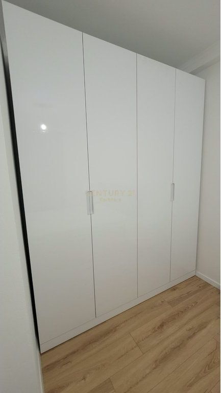 JAPIM ME QIRA APARTAMENT 1+1 TE RRUGA BARDHYL!