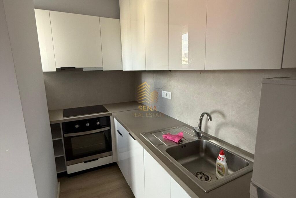 Qira, Apartament 2+1+BLK, Bosh, Pazari i Ri, 60.000 Leke