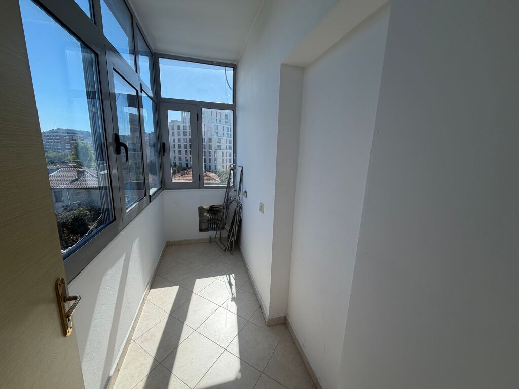 1+1,kat 6 pa ashesore,vasil shanto,600 euro