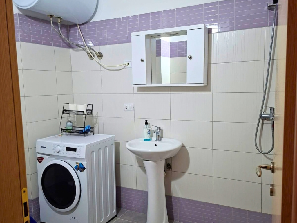 APPARTAMENTO 1+1 IN AFFITTO – ALI DEMI, VLORË