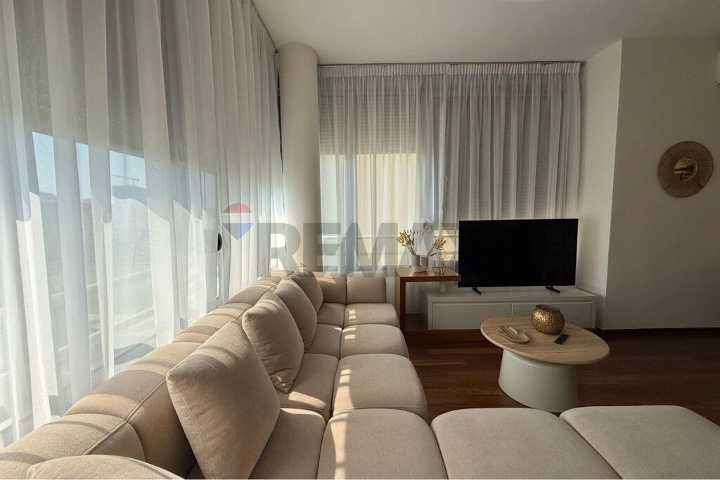 Appartamento 2+1 in affitto in Via Kosovarëve, Tirana