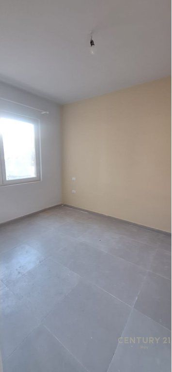 Apartament 2+1 në shitje në Golem, Durrës - 115,840€ | 79.89 m²