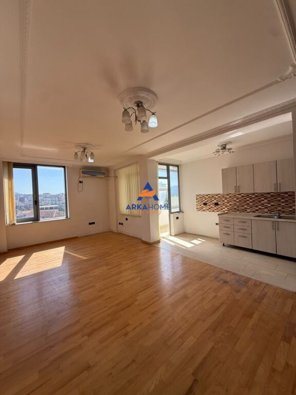 FOR SALE APARTMENT 2+1+BALCONY "NEAR TOPTANI, CENTER" 432,000 EURO
