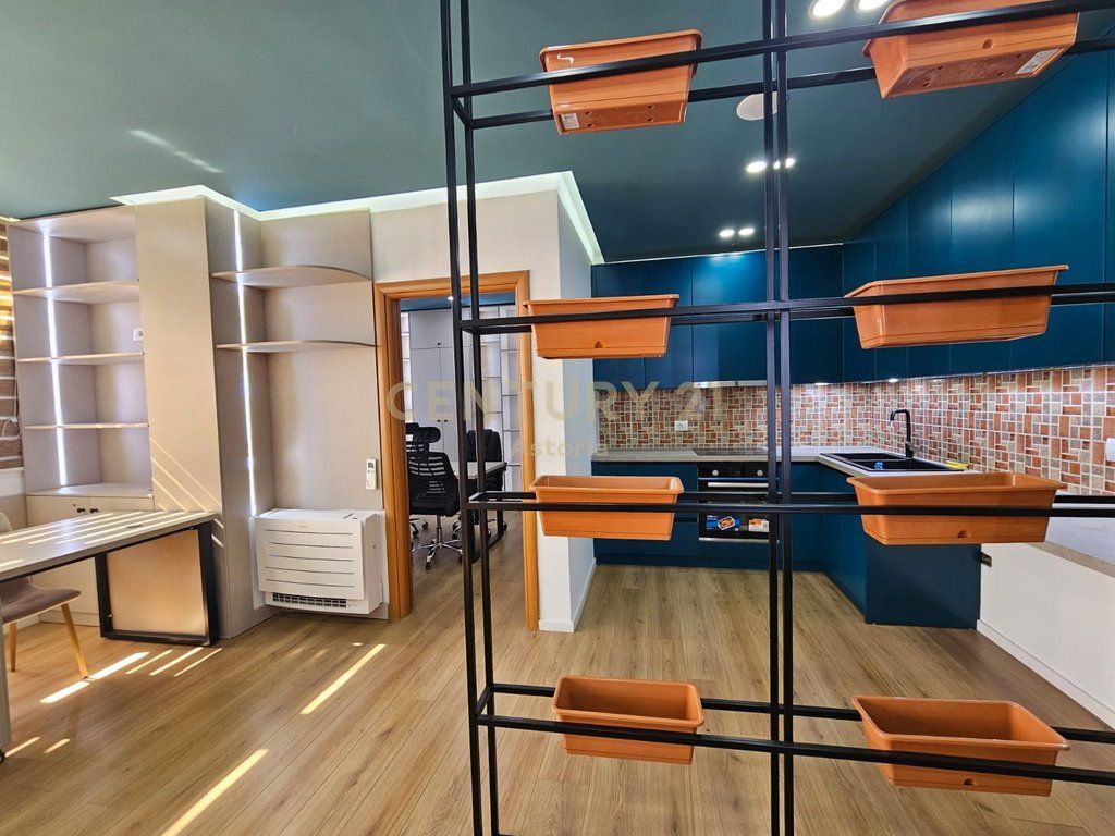 Apartment 1+1 for rent for office/business