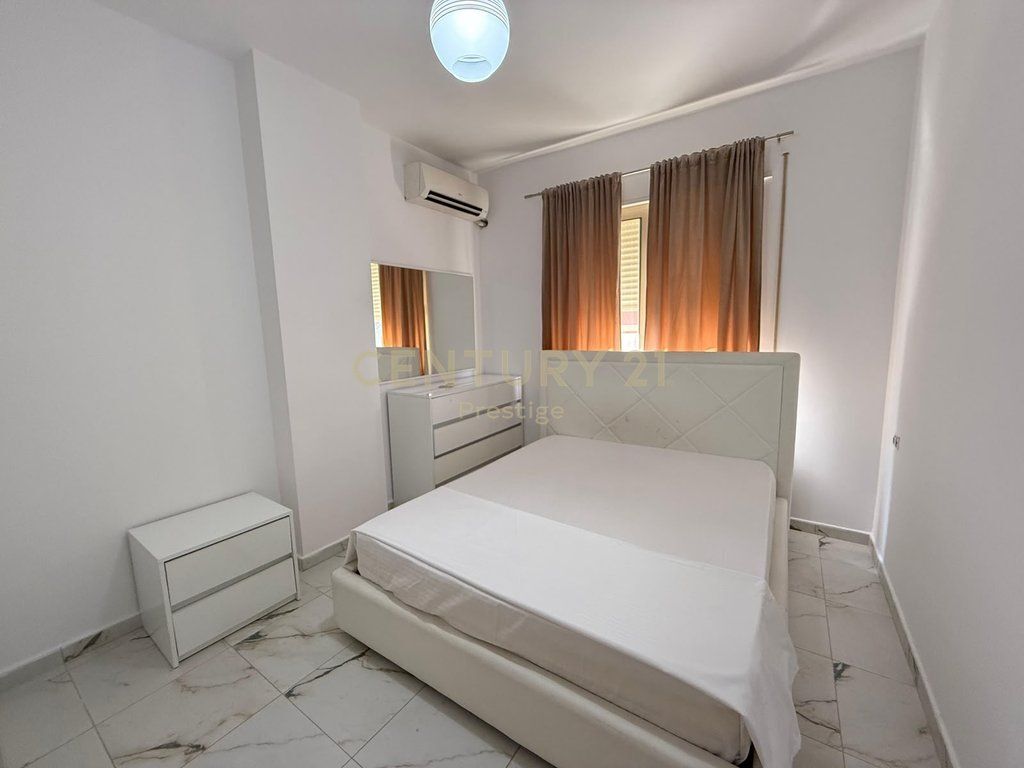 APARTAMENT 2+1+2 ME QIRA, PERBALLE RADISSONIT-LIQENI I THATE! 700 € /Muaj