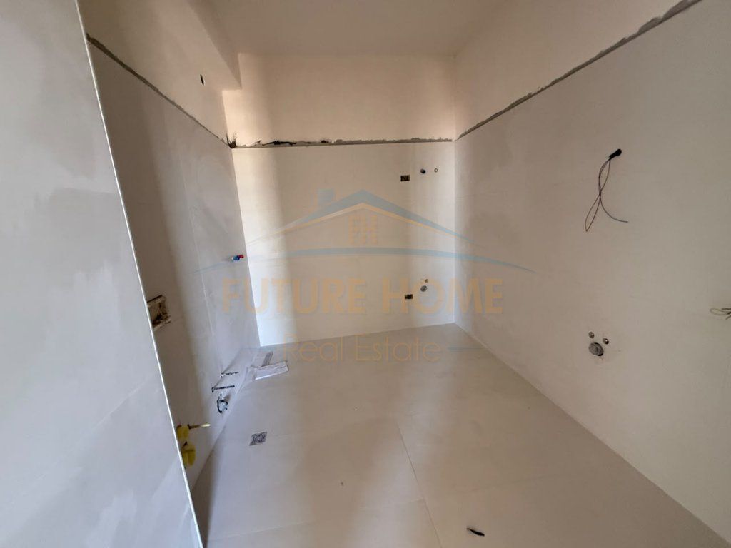 Shitet Apartament 2+1+2, Riverside Residence, Tiranë