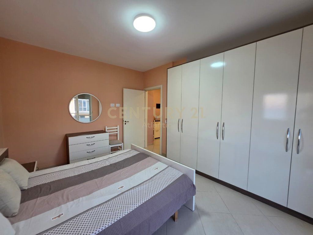 Apartament 1+1 me Pamje Deti për Shitje – Rrota e Kuqe, Plazh, Durrës
