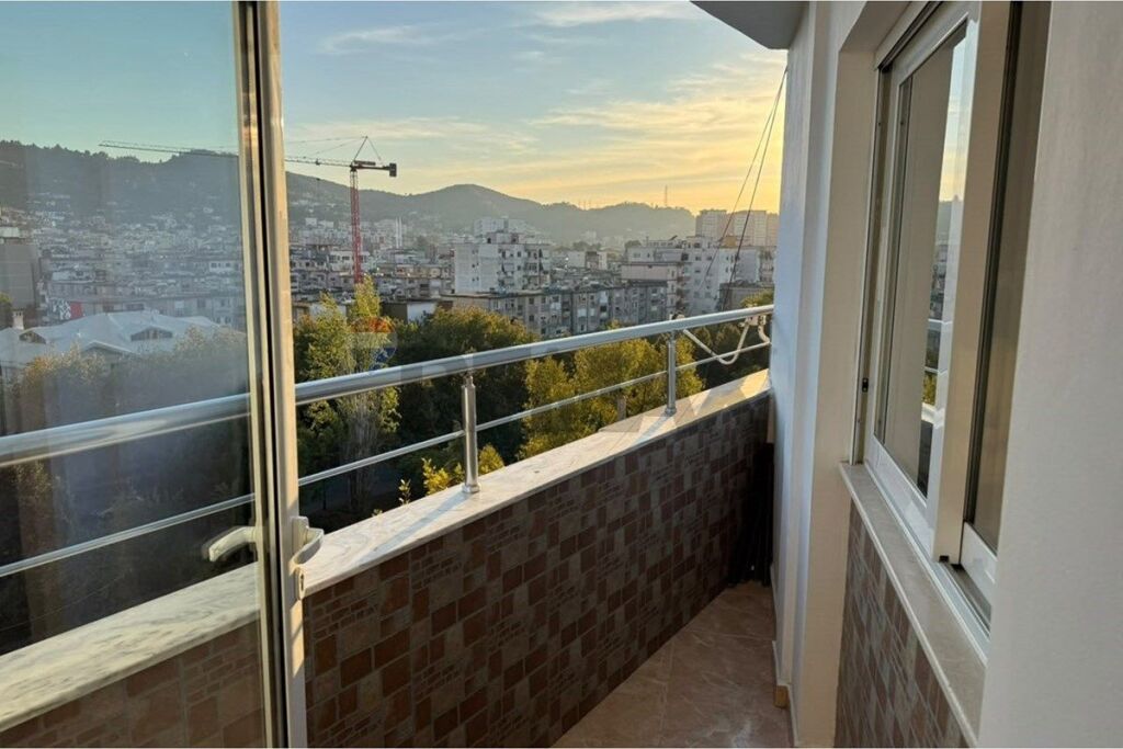 Appartamento 1+1 in vendita al Complesso Delijorgji, Tirana