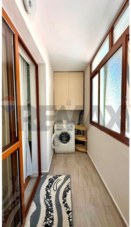 2+1 apartment for rent at 21 Dhjetori!