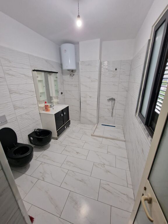 Apartament 2+1 me qera 📍Spitali Amerikan,Durres