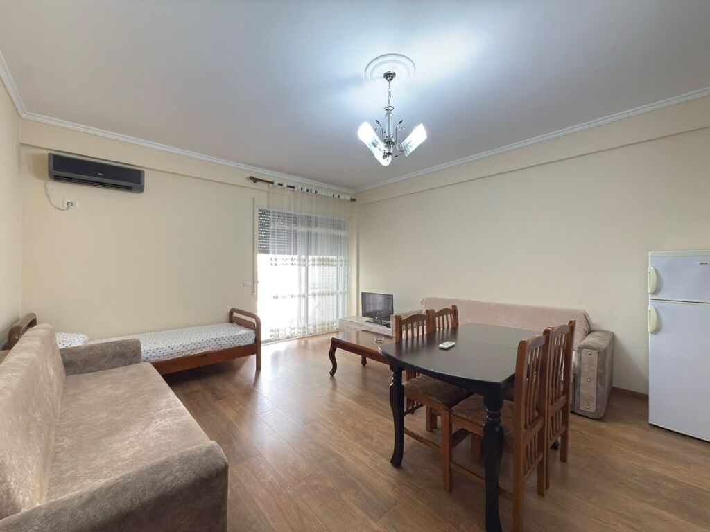 🏡 APARTMENT 1+1 FOR RENT UNTIL MAY - LUNGOMARE - VLOR.