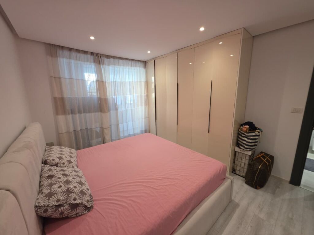 Apartment 2+1 for sale in Vasil Shanto.