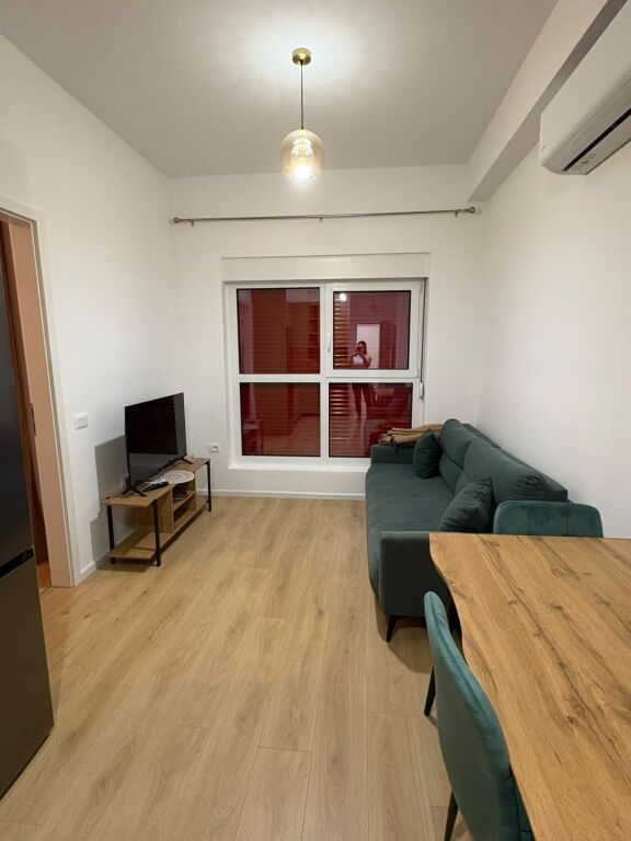 Jepet me qira Apartament 1+1 i ri , Kompleksi Kadiu