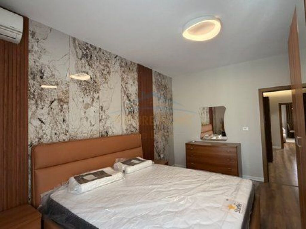 For sale, Apartment 2+1+2, Mine Peza Street