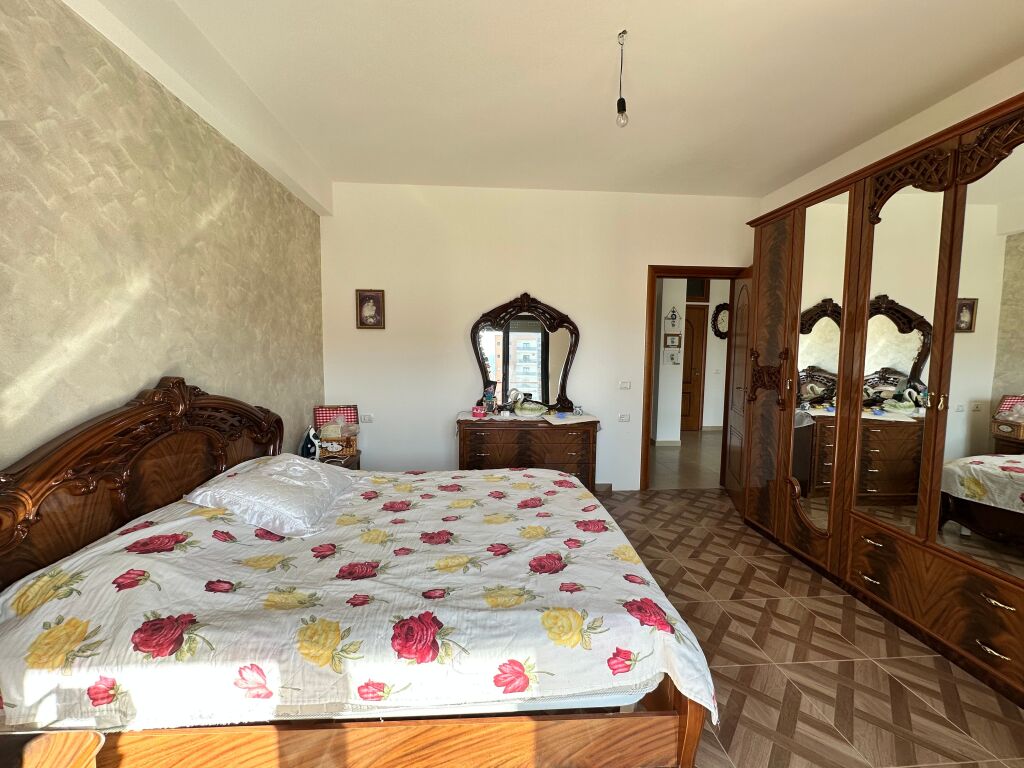 Appartamento 2+1 in vendita a Vlore vicino alla scuola Drita e Dijes