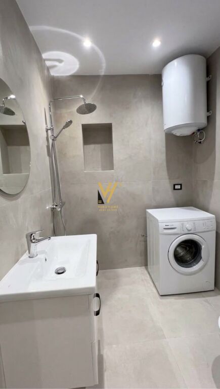 SHITET APARTAMENT 1+1+BLK TEK KIKA 1, KOMUNA E PARISIT 180.000 EURO