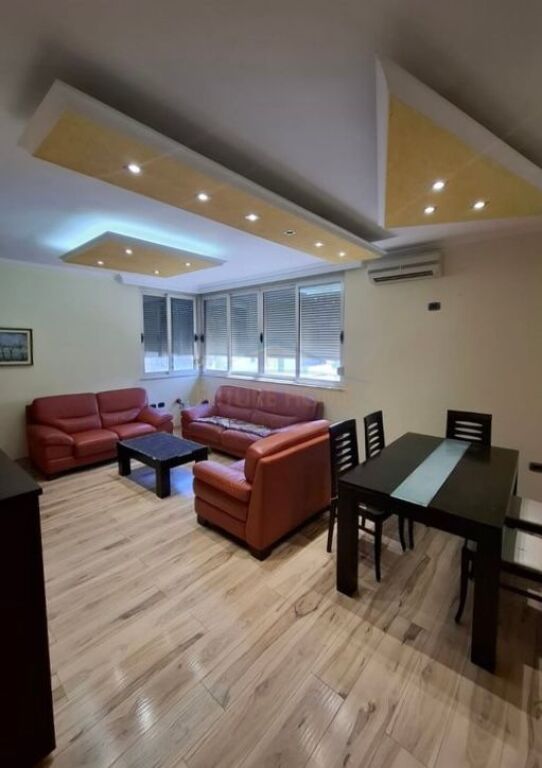 Qira,Apartament 3+1,Komuna e Parisit,Tirane.