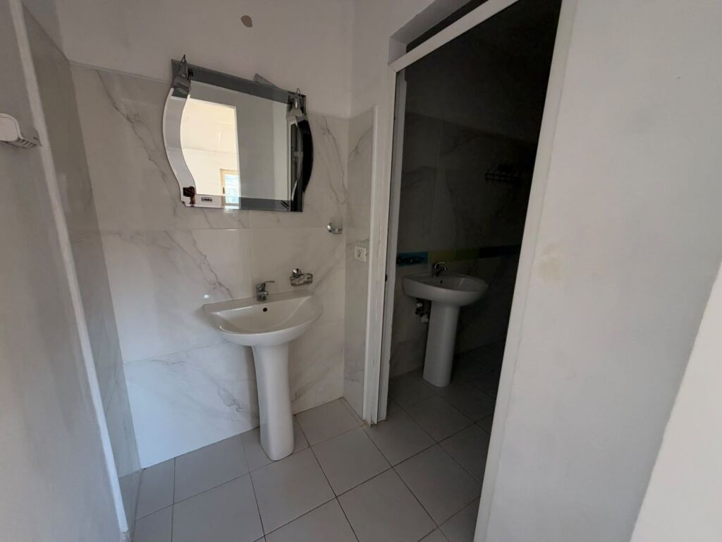 Affitto, Villa su 3 piani, Kodra e Priftit, Tirana