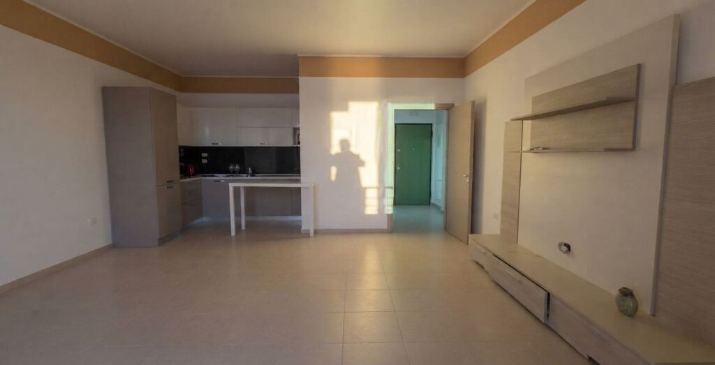 In vendita, attico, Saranda
