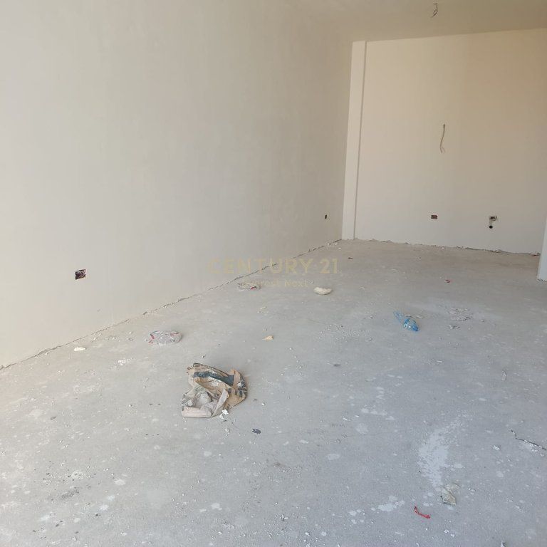 APARTMENT 1+1 FOR SALE KAMËZ