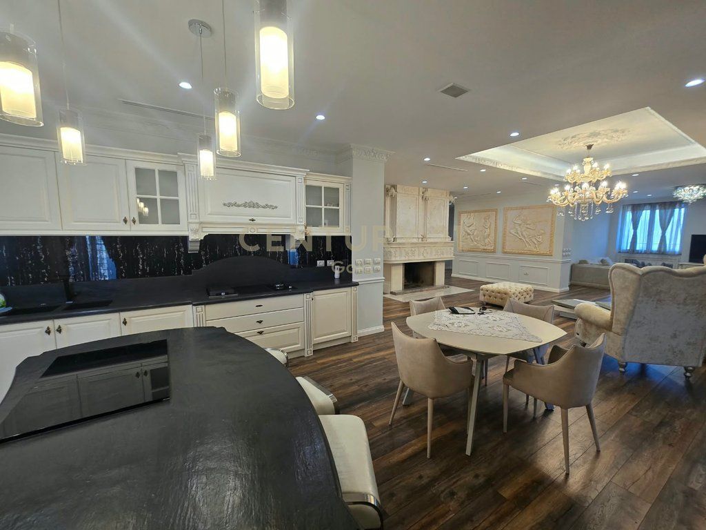 Unique Penthouse + 2 Parking Spaces for Sale at Selvia, Dibra Street!