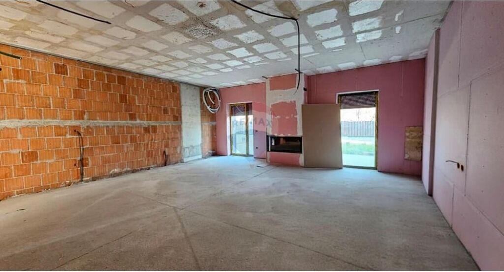 Dupleks - In Vendita - Residenza Diellon, Tirana(ID: 530201017-863)