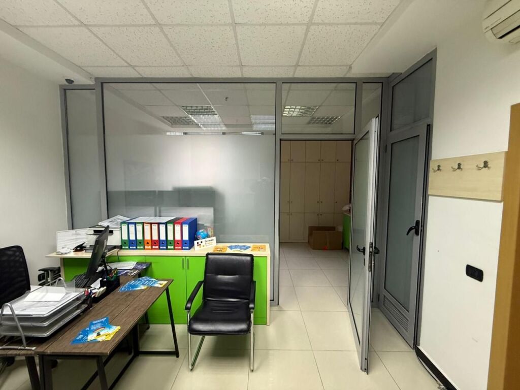Office space for rent – At Juridiku (Willson Square) !