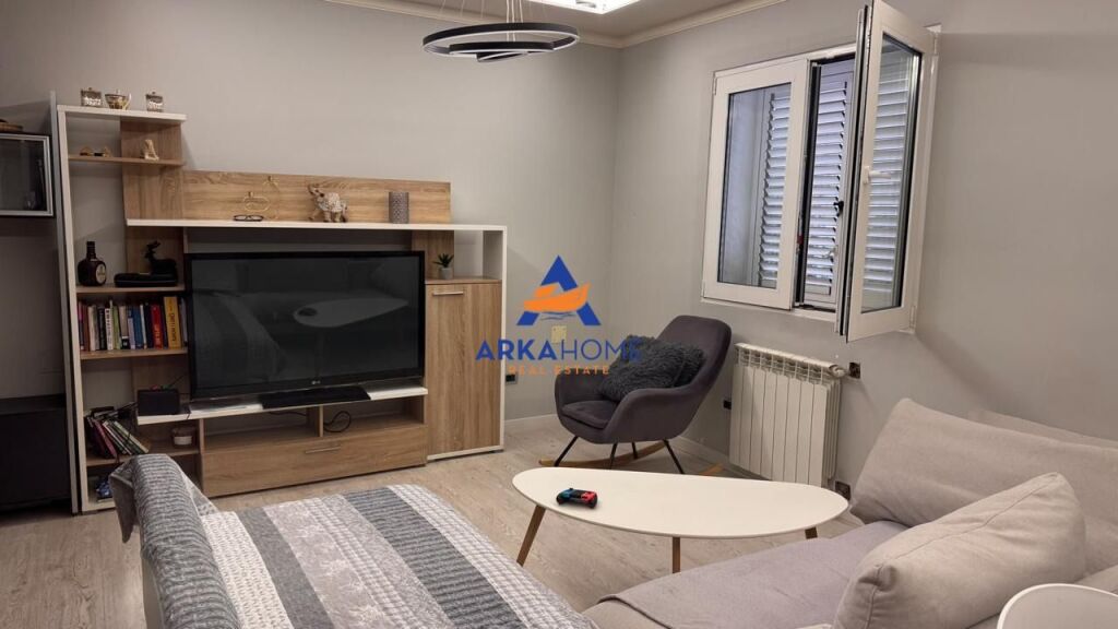 AFFITTASI APPARTAMENTO MODERNO 2+1+VERANDA "KASHAR" 600 EURO