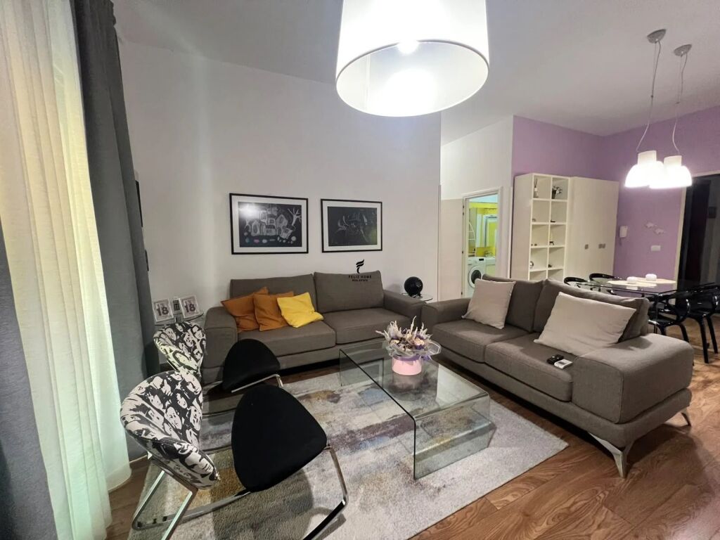 APARTAMENT ME QERA 2+1 VASIL SHANTO 1000 EURO FH-96382