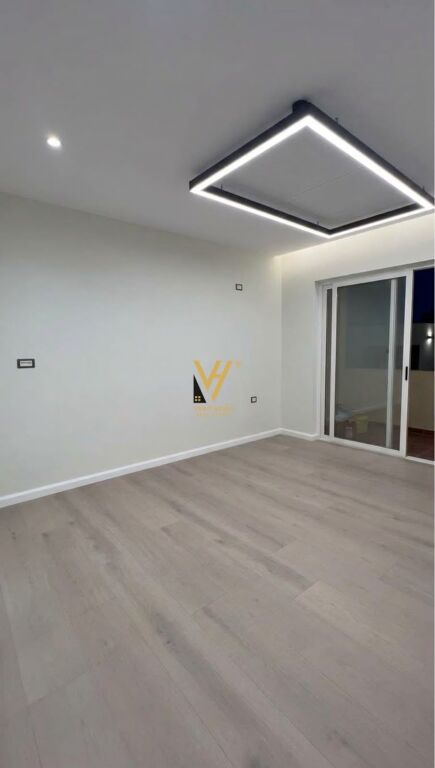 SHITET APARTAMENT 1+1+BLK TEK KIKA 1, KOMUNA E PARISIT 180.000 EURO