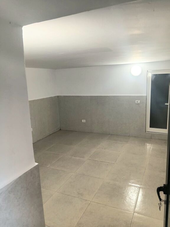 🏢 BUSINESS PREMISES FOR RENT – ISH-BLLOK | 22 m²