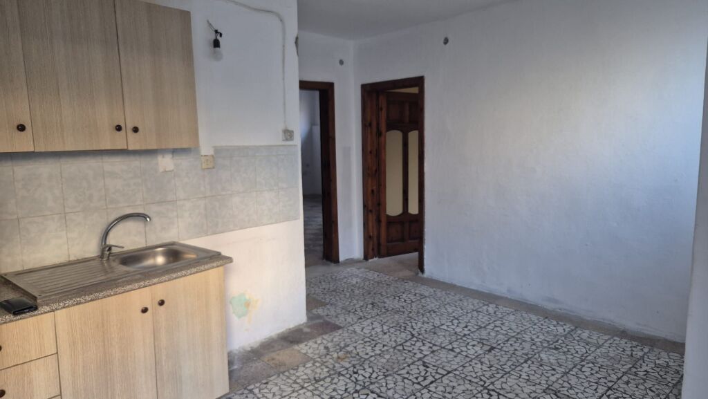 153 m² Tokë – Pazari i Ri / Shkolla e Kuqe, Tirana