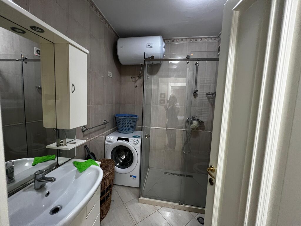 Apartment 2+1 for rent in Bllok.