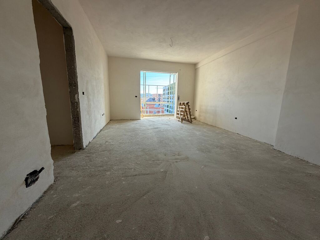 Appartamento 2+1+2 in Vendita - Ringside Residences, Paskuqan