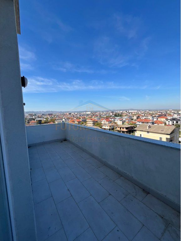 Shitet, Apartament 1+1+Verande, Kamëz, Tiranë.